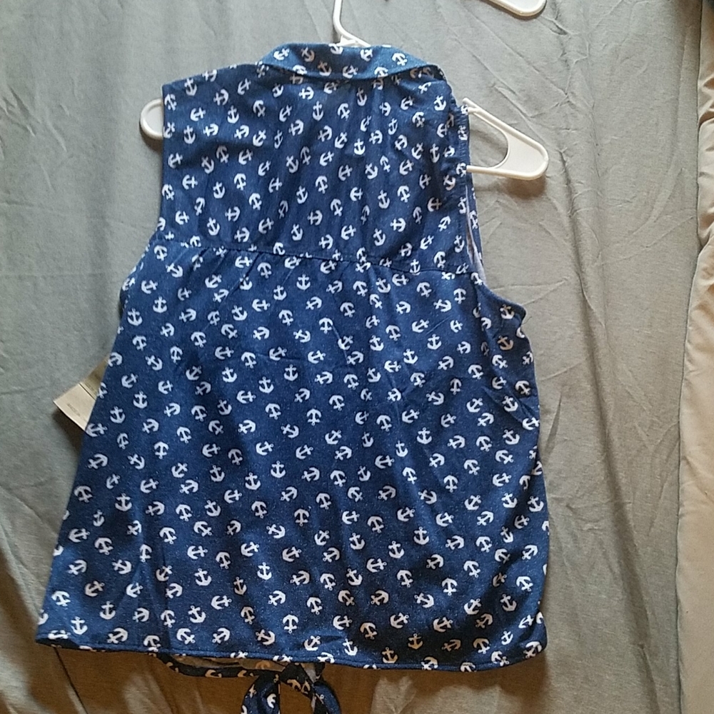 Collared tank top - Picture 2 of 3